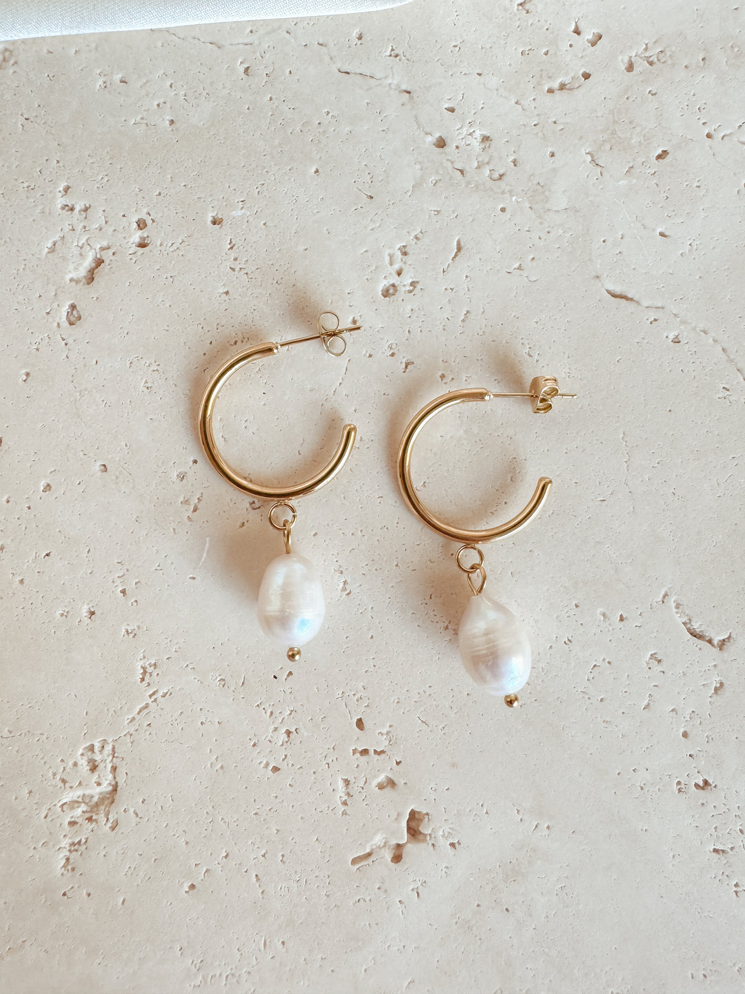 Aline Pearl Earrings