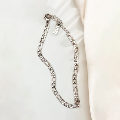 Larisa Chain Bracelet